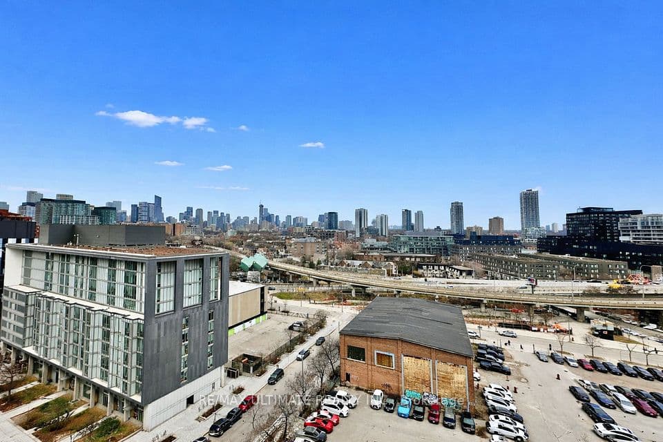 60 Tannery Road 1214, Toronto, ON M5A 0S8 – photo 2