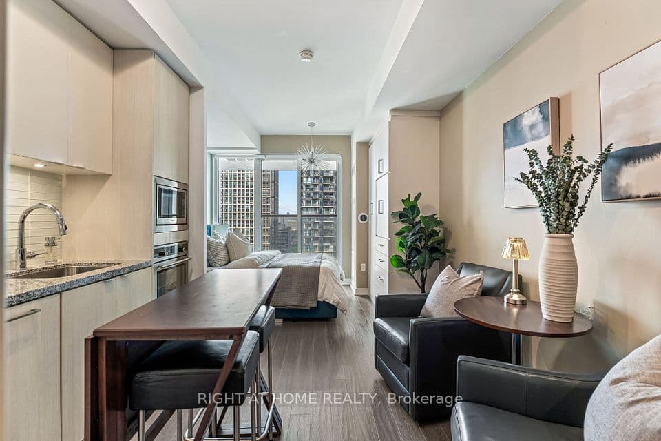 115 Blue Jays Way 3110, Toronto, ON M5V 0N5 – main photo