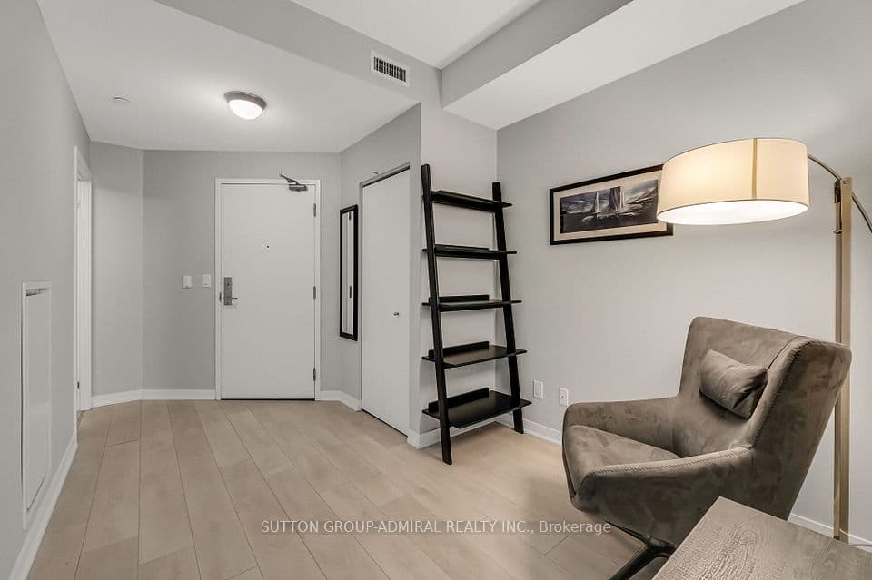 51 East Liberty Street 1315, Toronto, ON M6K 3P8 – photo 3