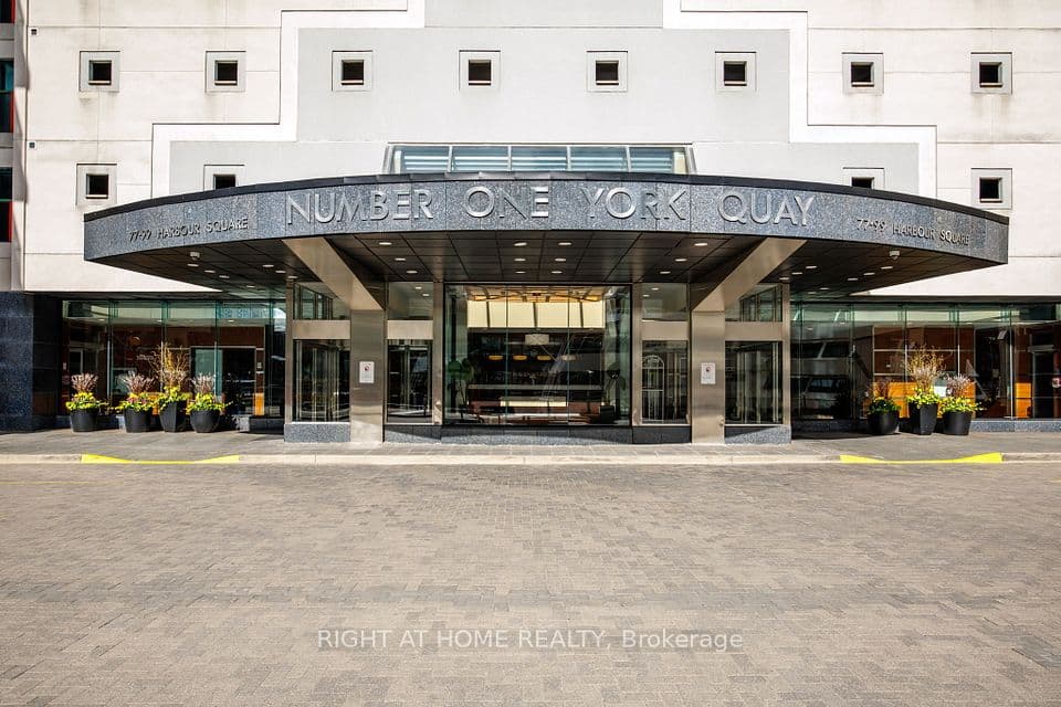 77 Harbour Square 2306, Toronto, ON M5J 2S2 – photo 3