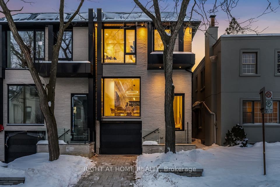 74B Rathnelly Avenue, Toronto, ON M4V 2M6 – photo 2