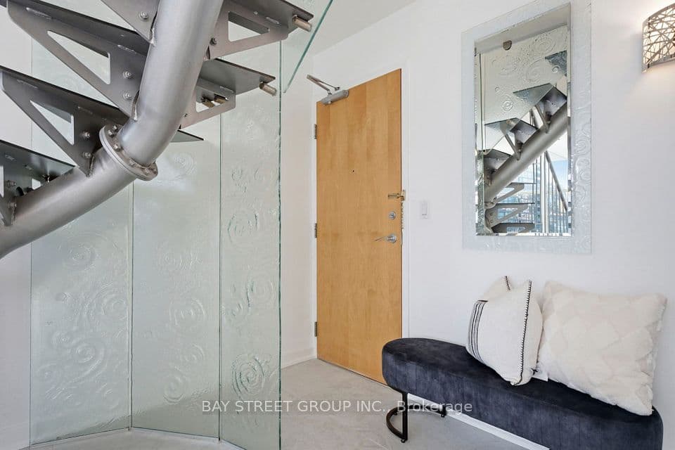 36 Blue Jays Way 925, Toronto, ON M5V 3T3 – photo 3