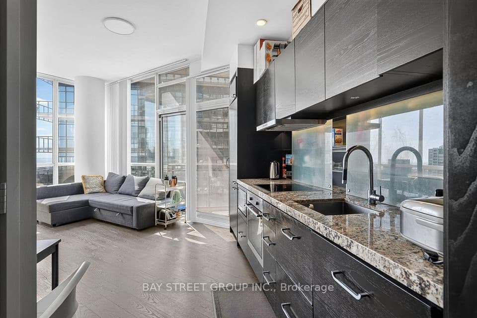 45 Charles Street E 5102, Toronto, ON M4Y 0B8 – photo 3