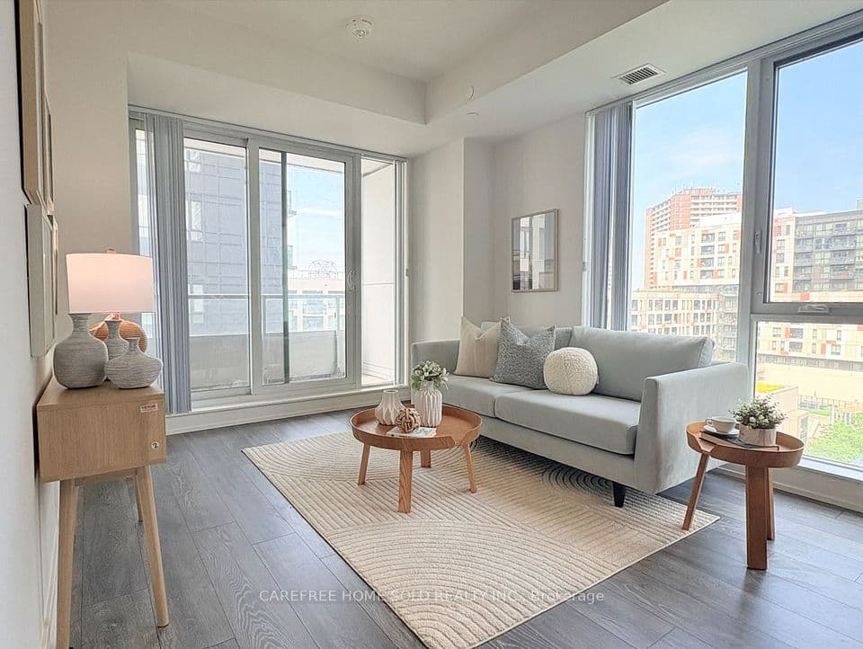 225 Sumach Street 711, Toronto, ON M5A 0P8 – main photo