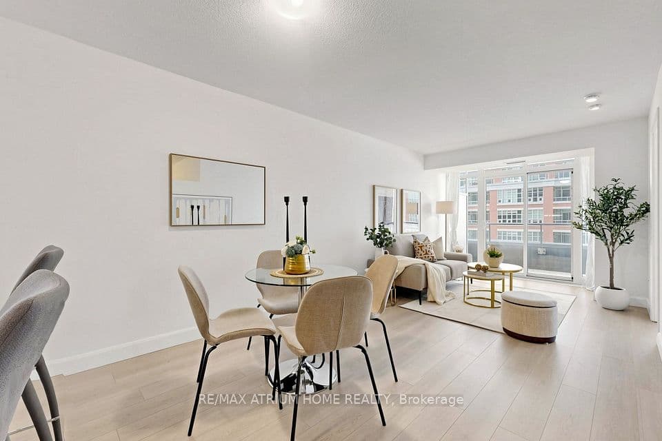 75 East Liberty Street 912, Toronto, ON M6K 3R3 – photo 3