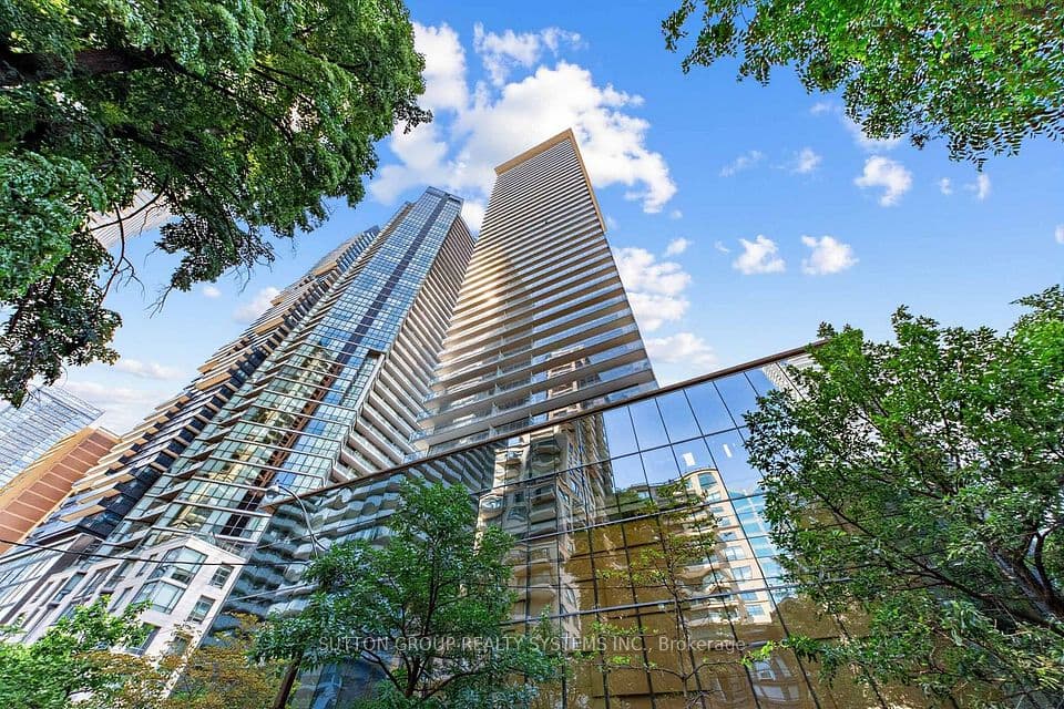 33 Charles Street E 1406, Toronto, ON M4Y 1R9 – photo 2