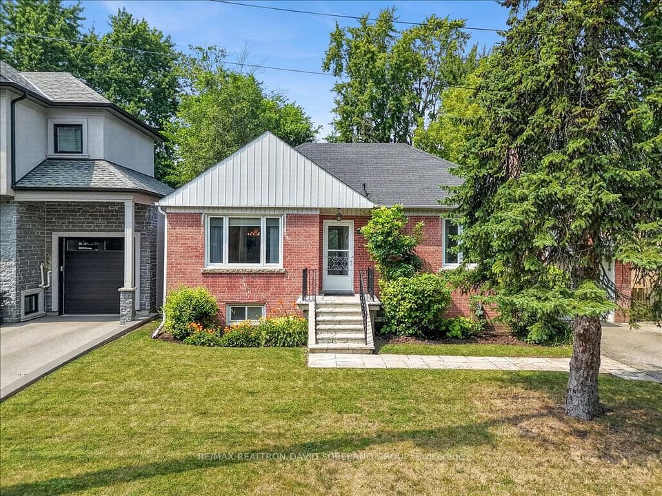 42 De Quincy Boulevard, Toronto, ON M3H 1Y5 – main photo