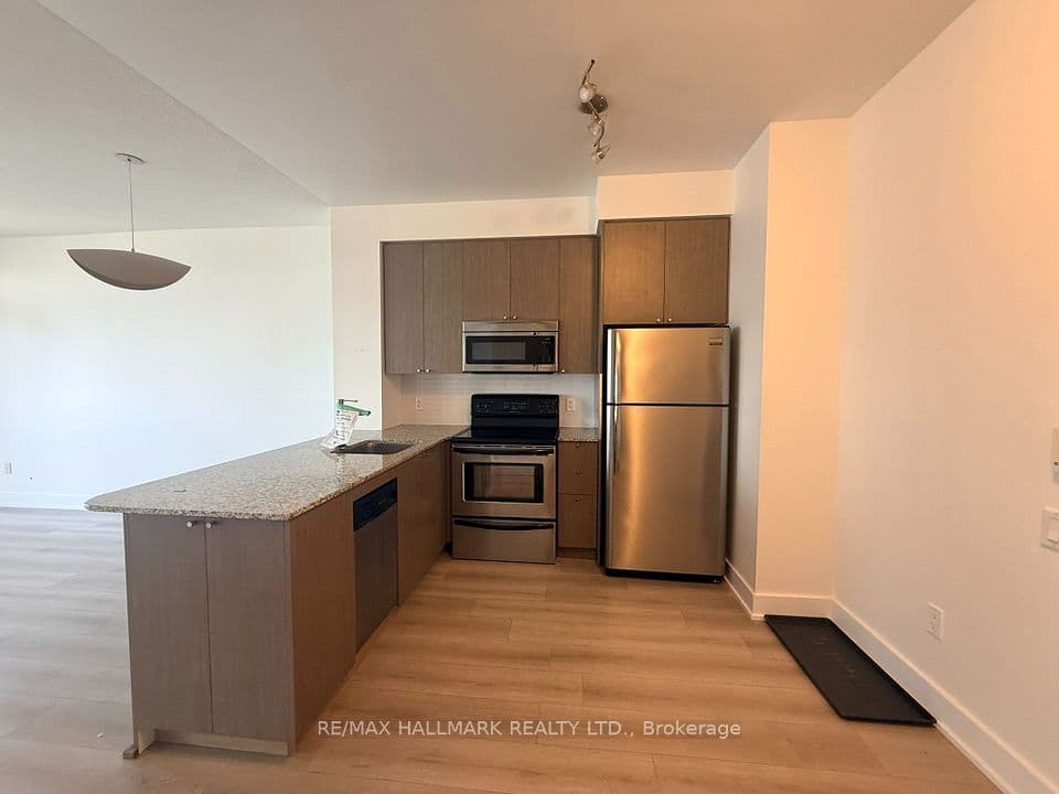 23 Sheppard Avenue E 2011, Toronto, ON M2N 0C8 – photo 3