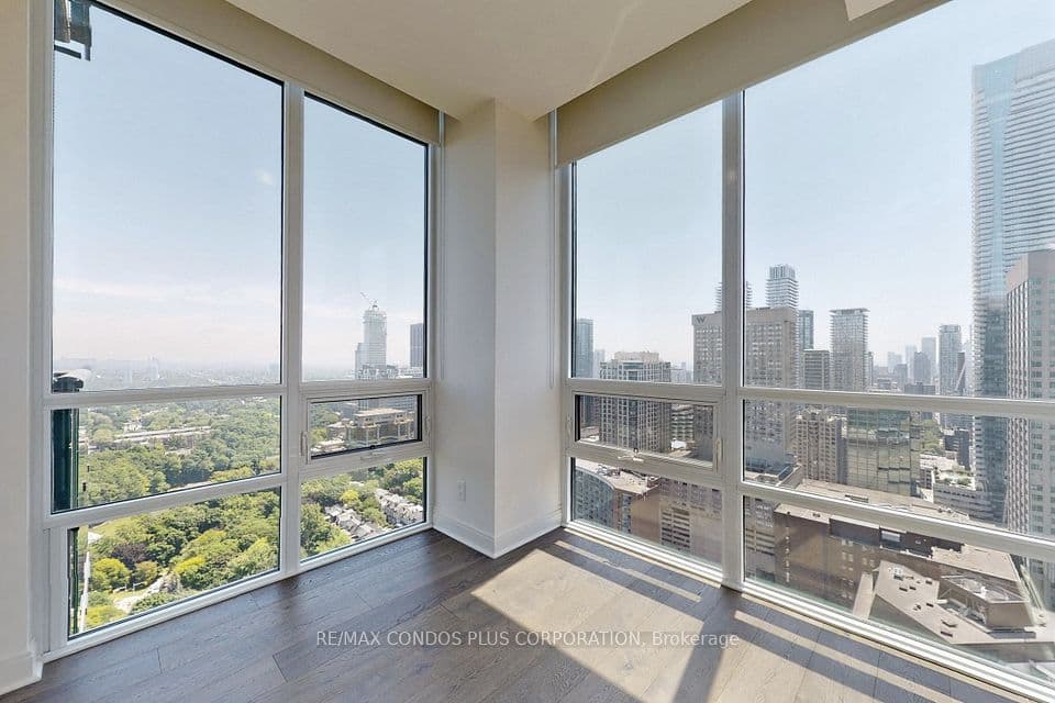 825 Church Street 3807, Toronto, ON M4W 3Z4 – photo 2