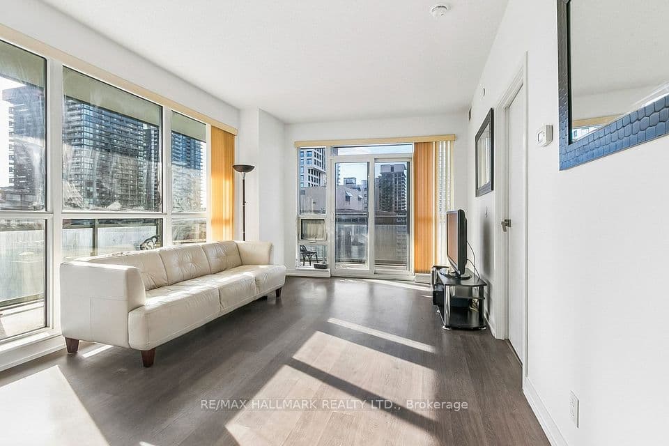 98 Lillian Street 1212, Toronto, ON M4S 0A5 – main photo