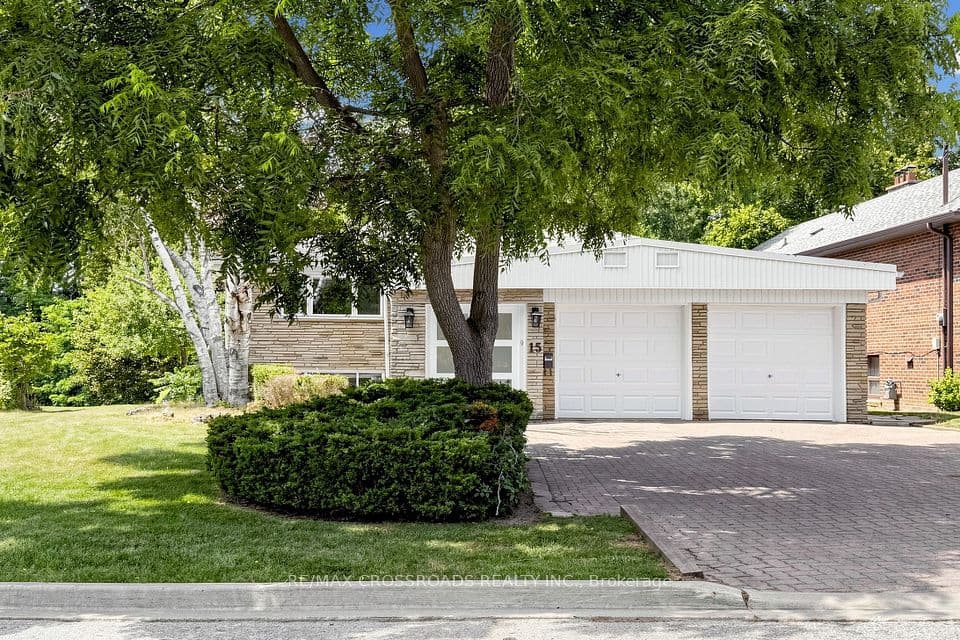 15 Alamosa Drive, Toronto, ON M2J 2N6 – photo 2