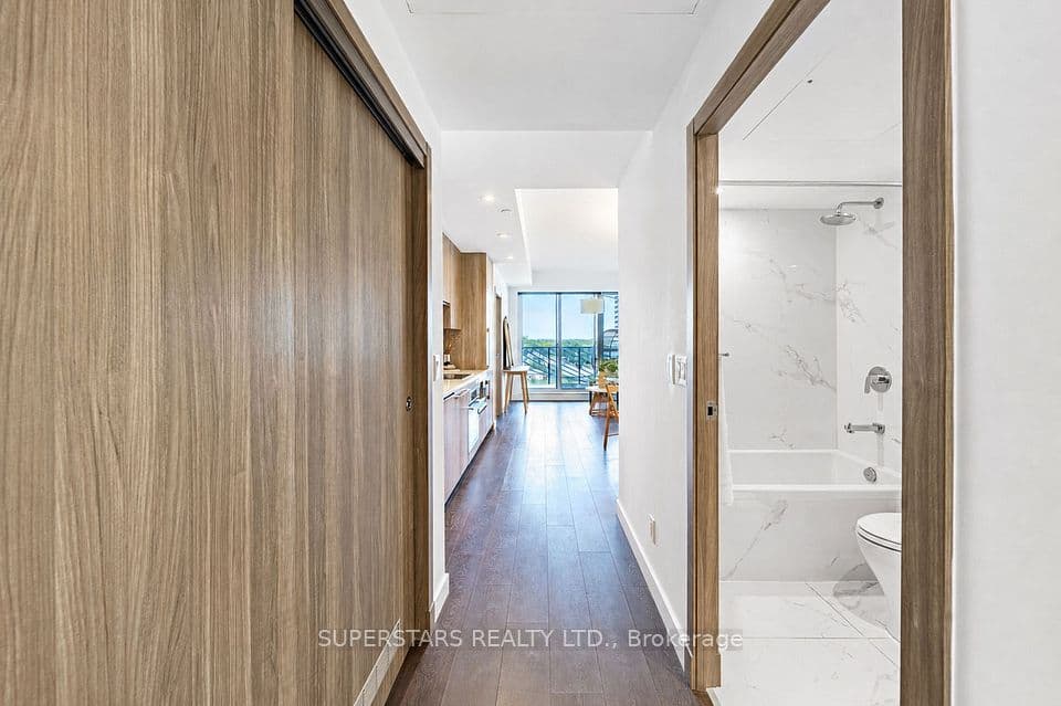 27 McMahon Drive 810, Toronto, ON M2K 0J2 – photo 3