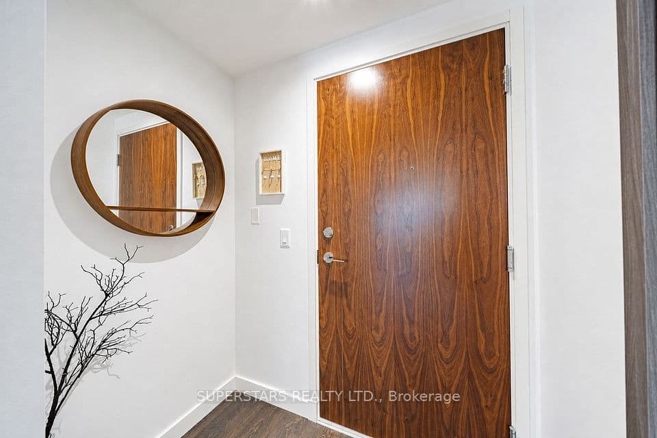 27 McMahon Drive 810, Toronto, ON M2K 0J2 – photo 2
