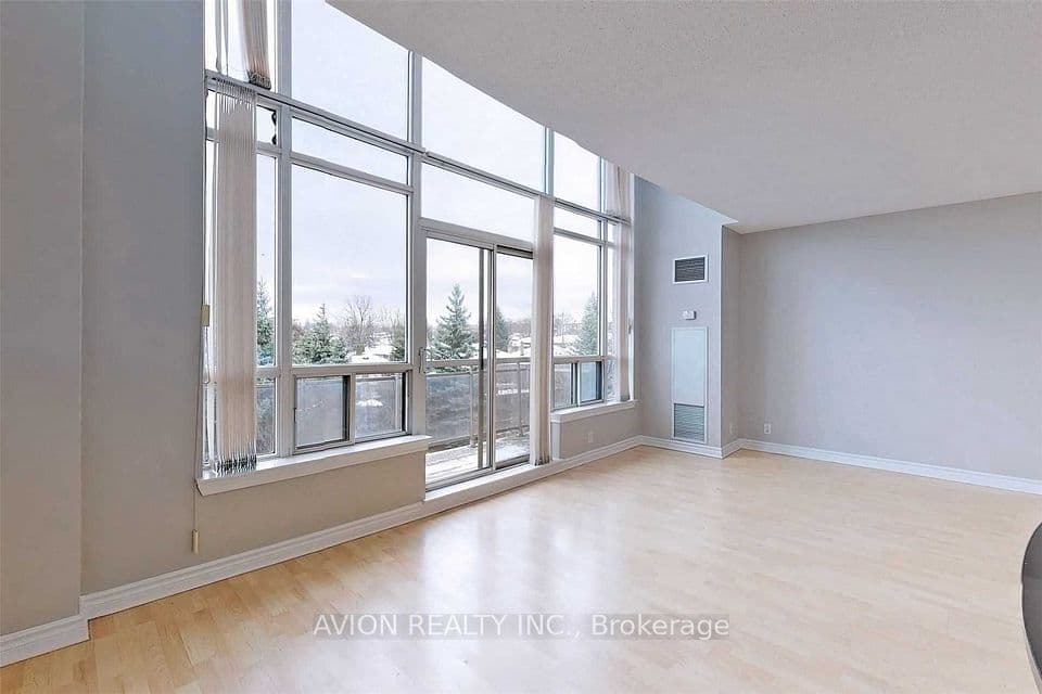 1720 Eglinton Avenue E 320, Toronto, ON M4A 2X8 – photo 3
