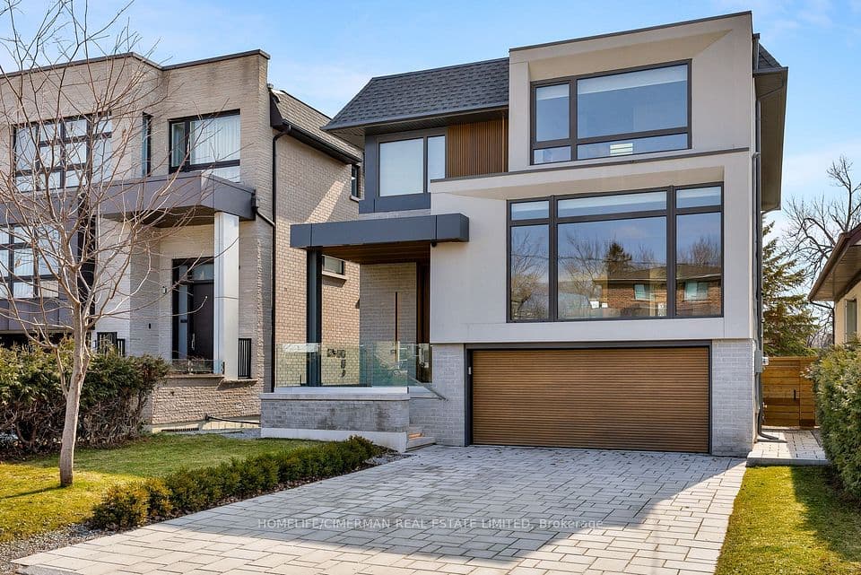 21 Farrell Avenue, Toronto, ON M2R 1C7 – main photo