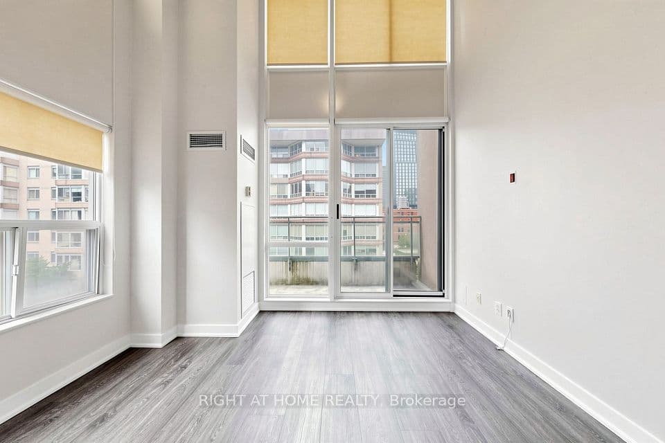 77 Lombard Street 501, Toronto, ON M5C 3E1 – photo 2