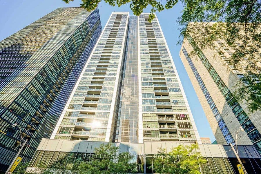 28 Ted Rogers Way 2502, Toronto, ON M4Y 2J4 – main photo