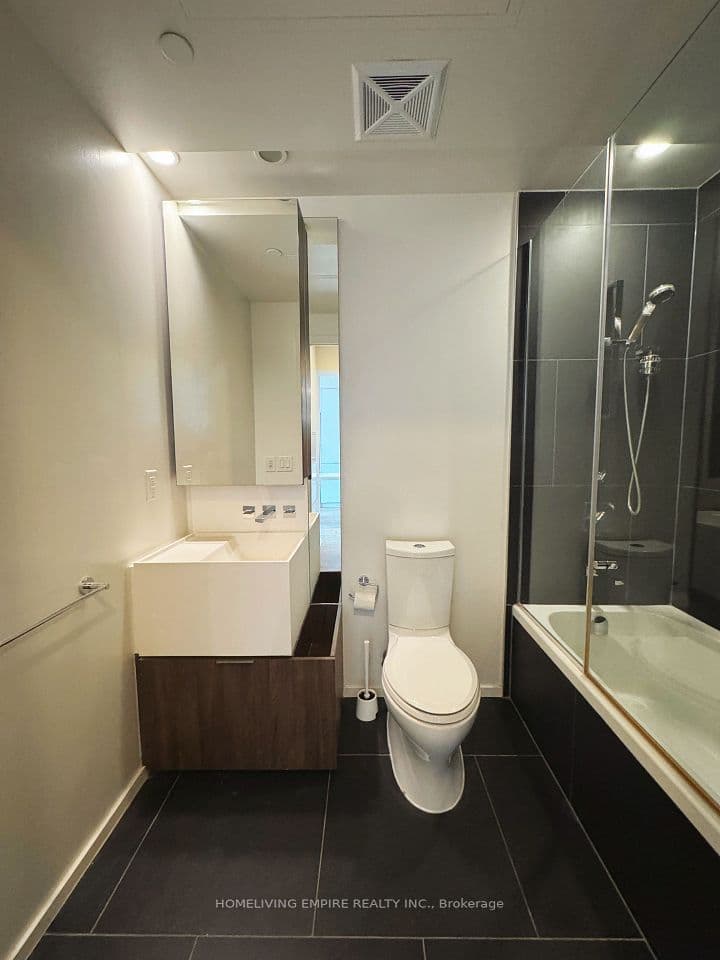 1 Bloor Street E 1606, Toronto, ON M4W 0A8 – photo 3