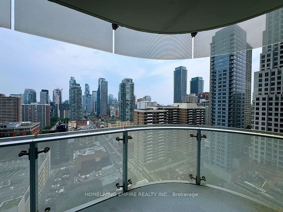 1 Bloor Street E 1606, Toronto, ON M4W 0A8 – main photo