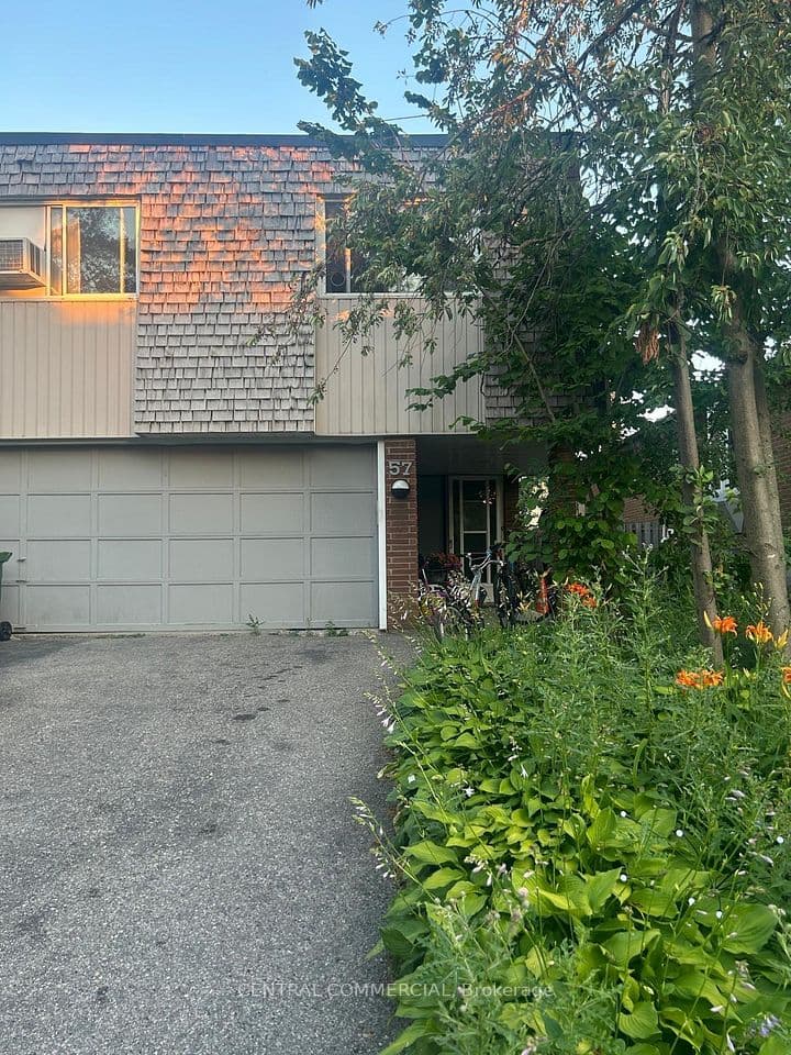57 Lynch Road, Toronto, ON M2J 2V6 – main photo