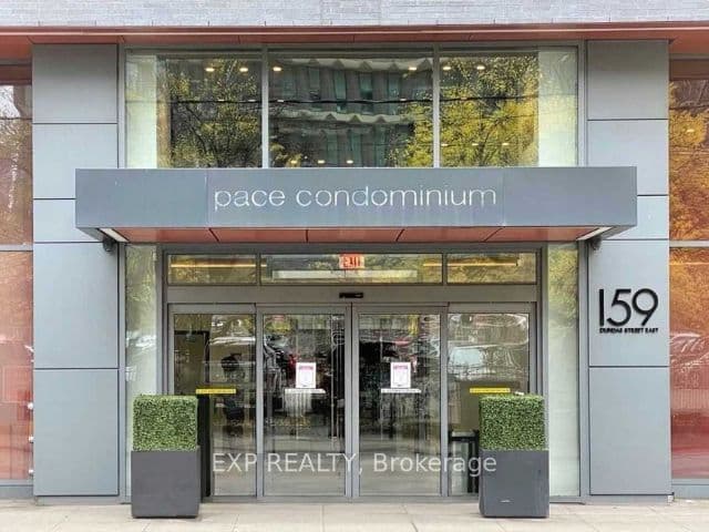 159 Dundas Street E 512, Toronto, ON M5B 0A9 – main photo