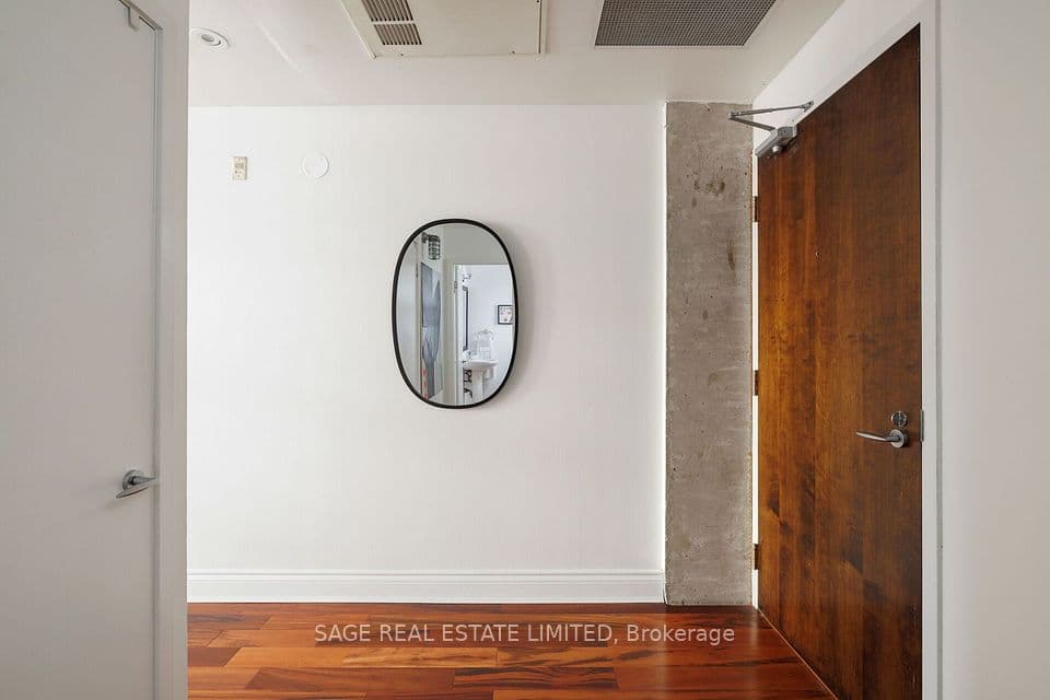 261 King Street E 402, Toronto, ON M5A 4T6 – photo 3