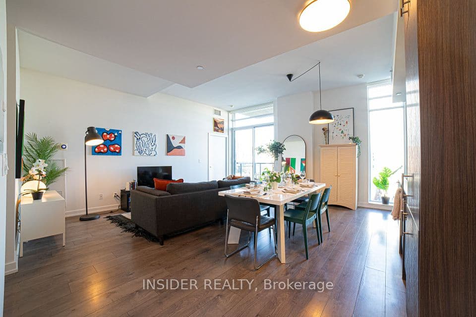 297 College Street 706, Toronto, ON M5T 0C2 – main photo