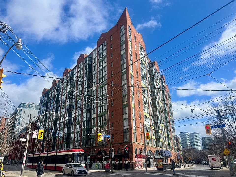 801 King Street W 903, Toronto, ON M5V 3C9 – main photo