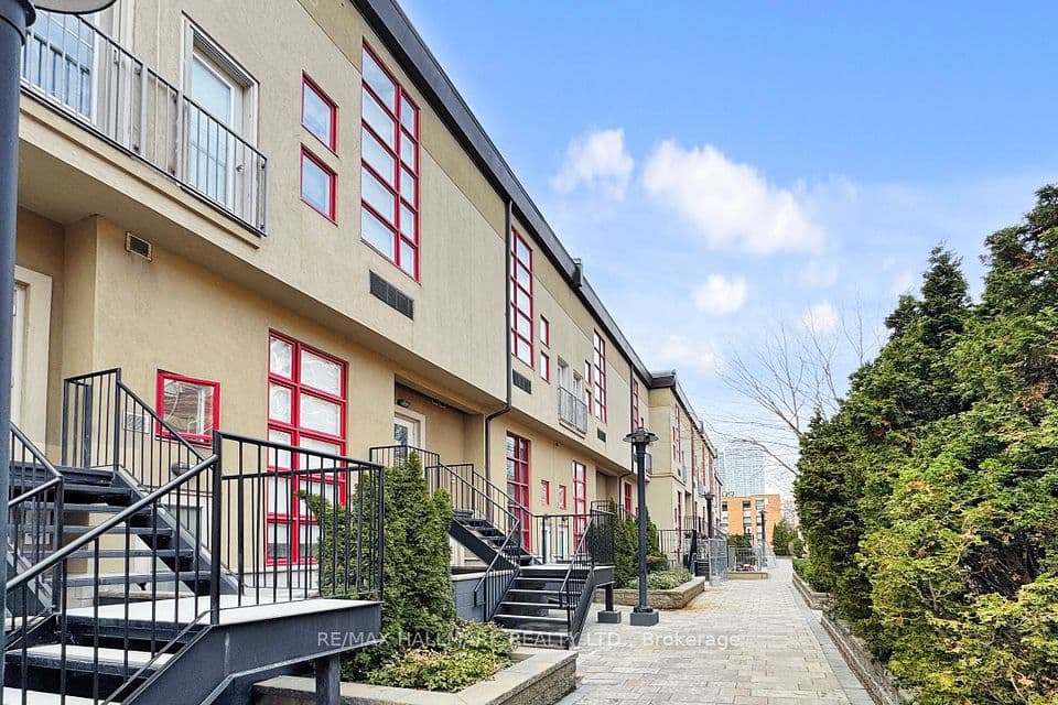 21 Earl Street 314, Toronto, ON M4Y 3C8 – photo 3