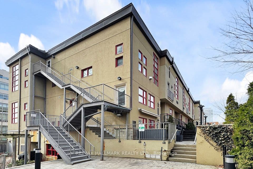 21 Earl Street 314, Toronto, ON M4Y 3C8 – photo 2