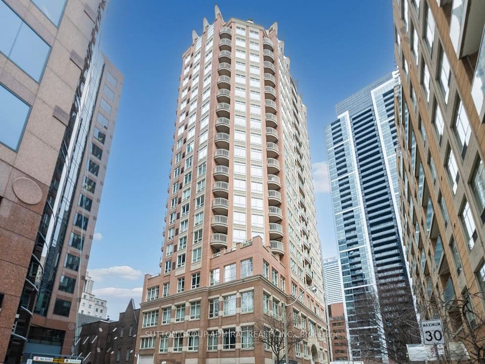100 Hayden Street 812, Toronto, ON M4Y 3C7 – photo 2