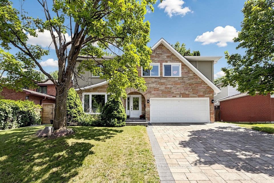3 Cobblestone Drive, Toronto, ON M2J 2X6 – main photo