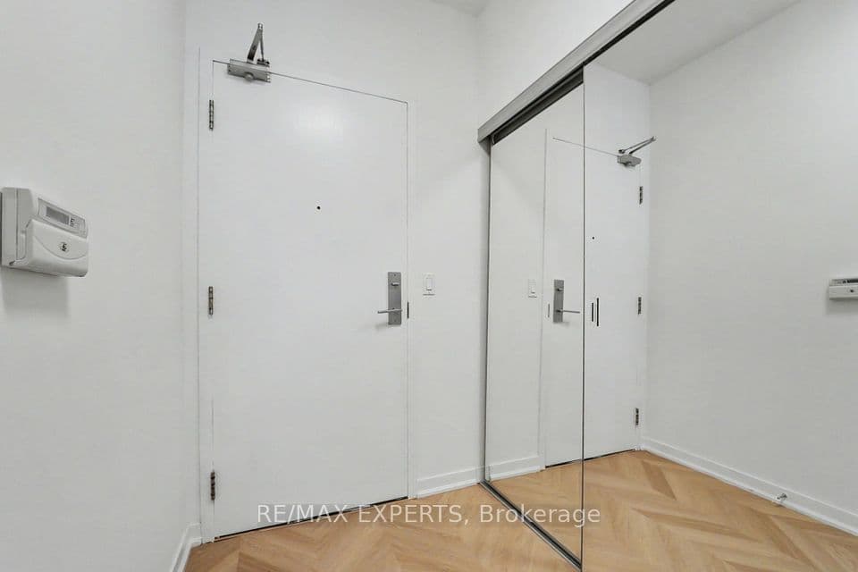 55 East Liberty Street 1001, Toronto, ON M6K 3P9 – photo 3