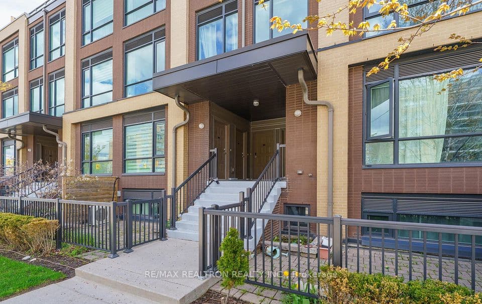 639 Lawrence Avenue W 206, Toronto, ON M6A 1A9 – photo 3