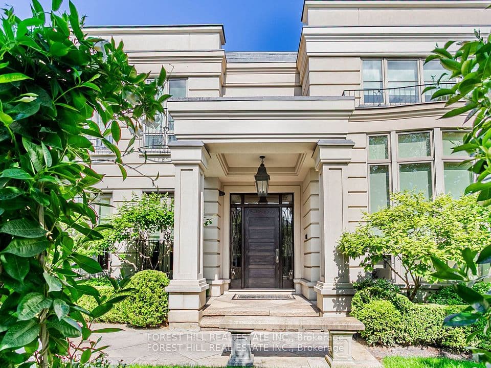 7 Cedarwood Avenue, Toronto, ON M2L 1L7 – main photo