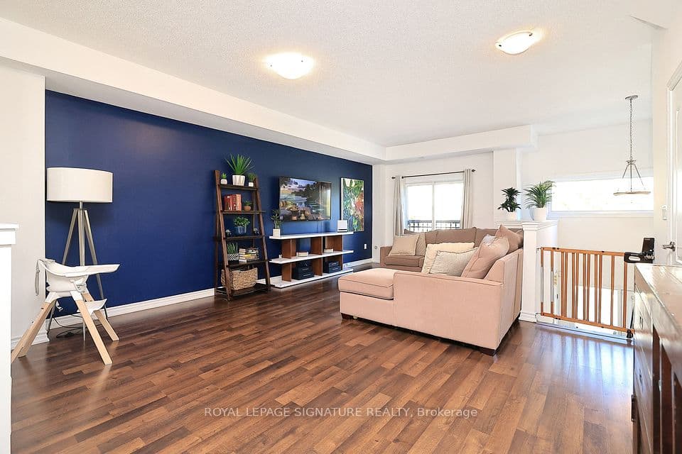4 Coneflower Crescent, Toronto, ON M2R 0A4 – photo 3