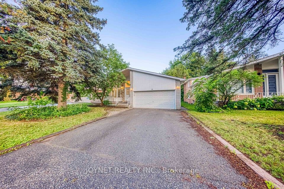 18 Bruce Farm Drive, Toronto, ON M2H 1G3 – photo 2