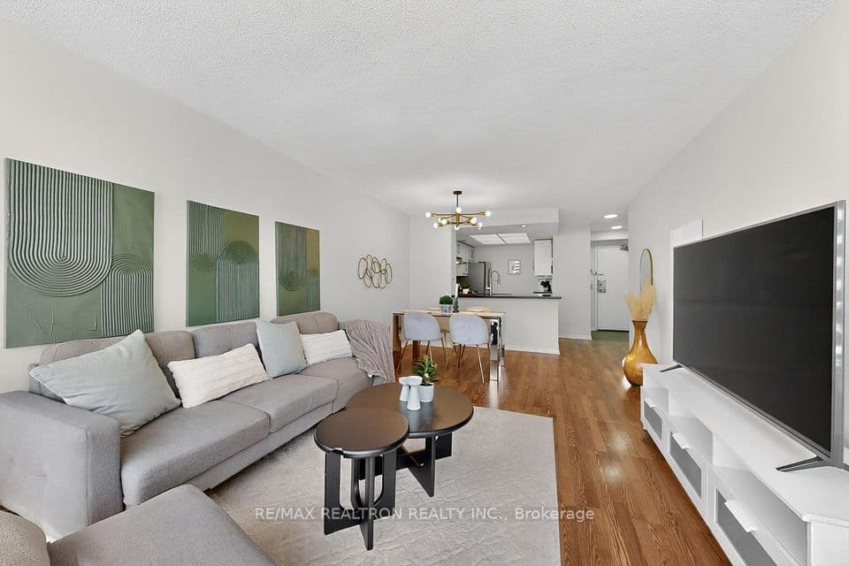 5765 Yonge Street 410, Toronto, ON M2M 4H9 – photo 2