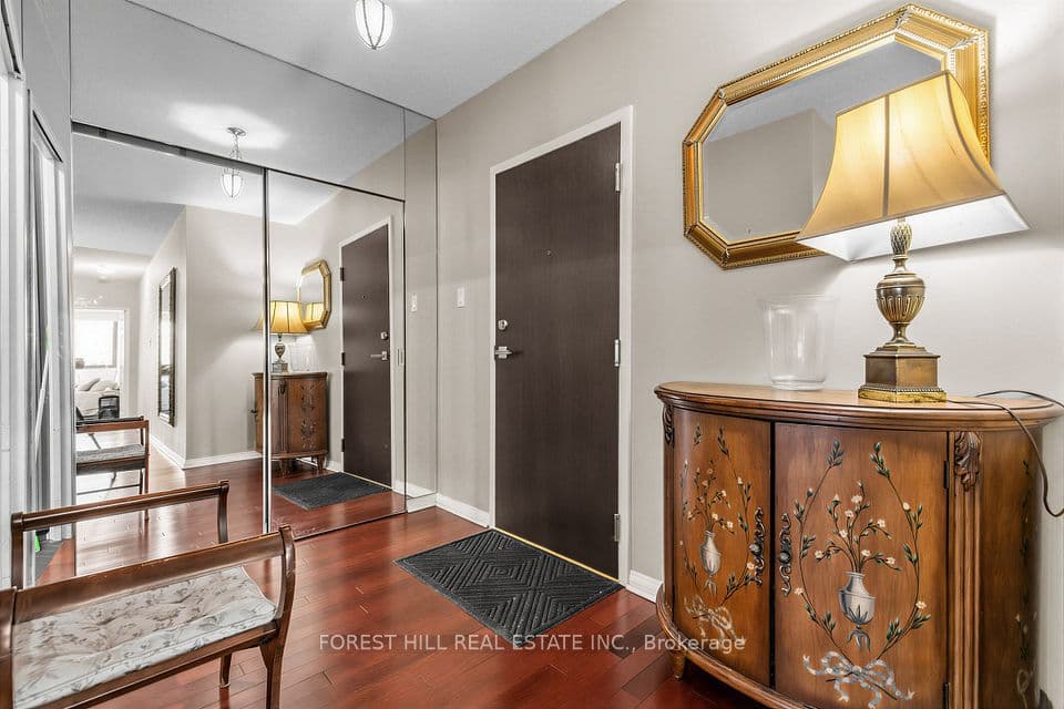 15 Mcmurrich Street PH01, Toronto, ON M5R 3M6 – photo 2