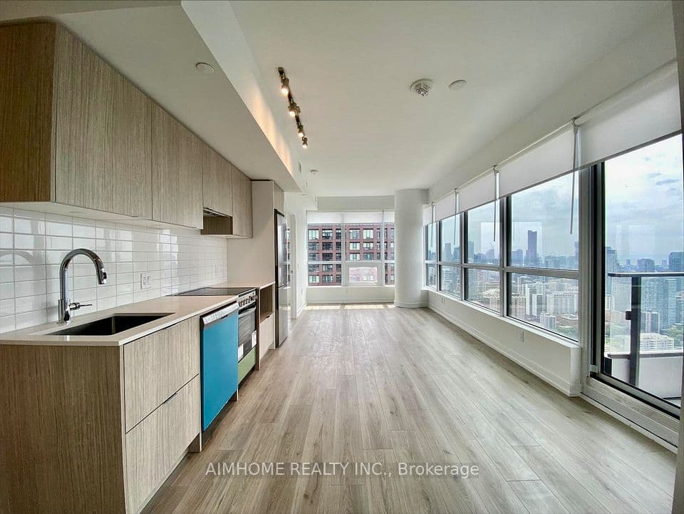 395 Bloor Street E 4902, Toronto, ON M4W 1H7 – photo 3