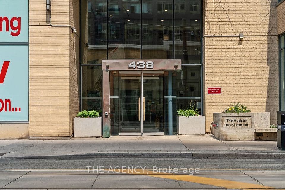 438 King Street W 1314, Toronto, ON M5V 3T9 – photo 2