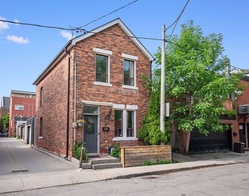4 Whitaker Avenue, Toronto, ON M6J 1A1 – main photo