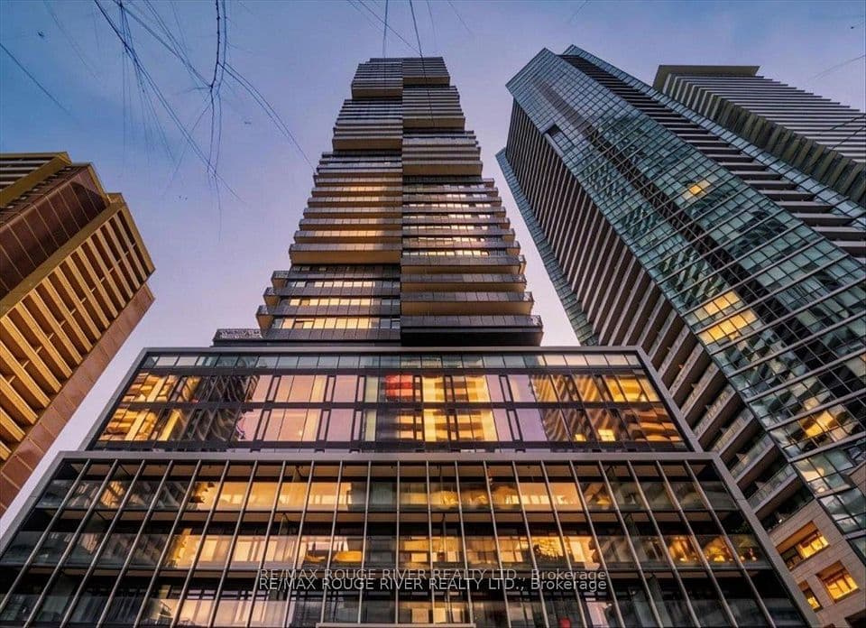 55 Charles Street E 3808, Toronto, ON M4Y 0J1 – main photo