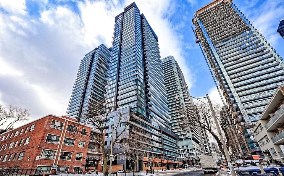 127 Broadway Avenue 1810, Toronto, ON M4P 1V4 – main photo