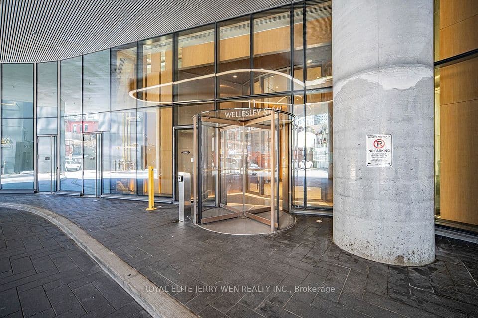 11 Wellesley Street W 3104, Toronto, ON M4Y 1E8 – photo 2