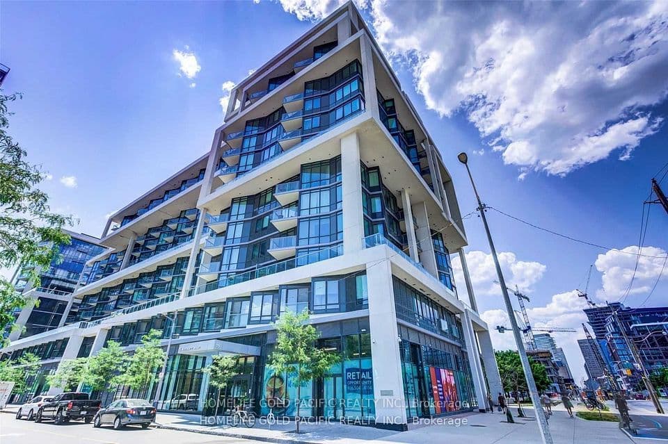 15 Merchants Wharf 438, Toronto, ON M5A 0N8 – main photo