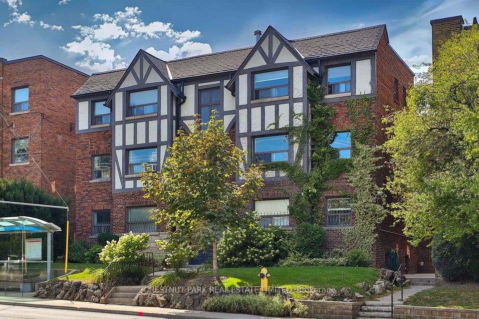 1648 Bathurst Street 5, Toronto, ON M5P 3J7 – main photo