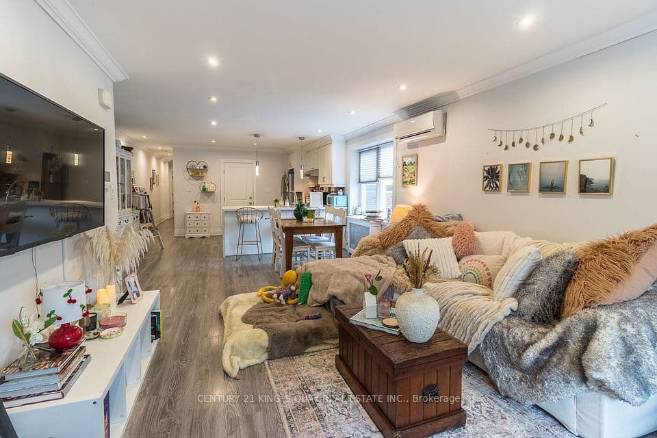 301 Cleveland Street, Toronto, ON M4S 2W7 – photo 2