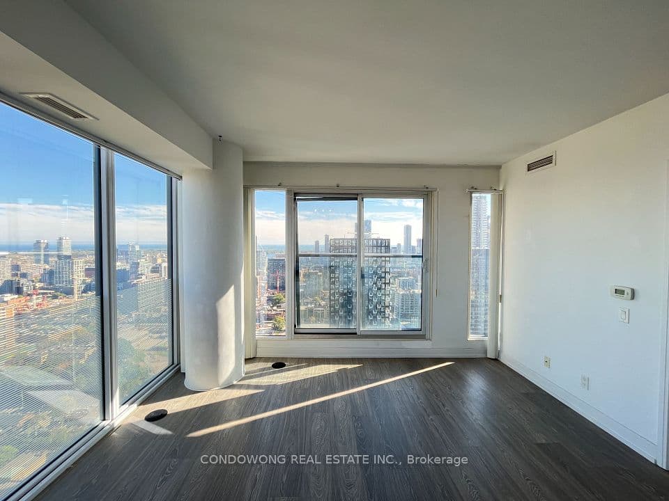 181 Dundas Street E 3905, Toronto, ON M5A 0N5 – photo 2