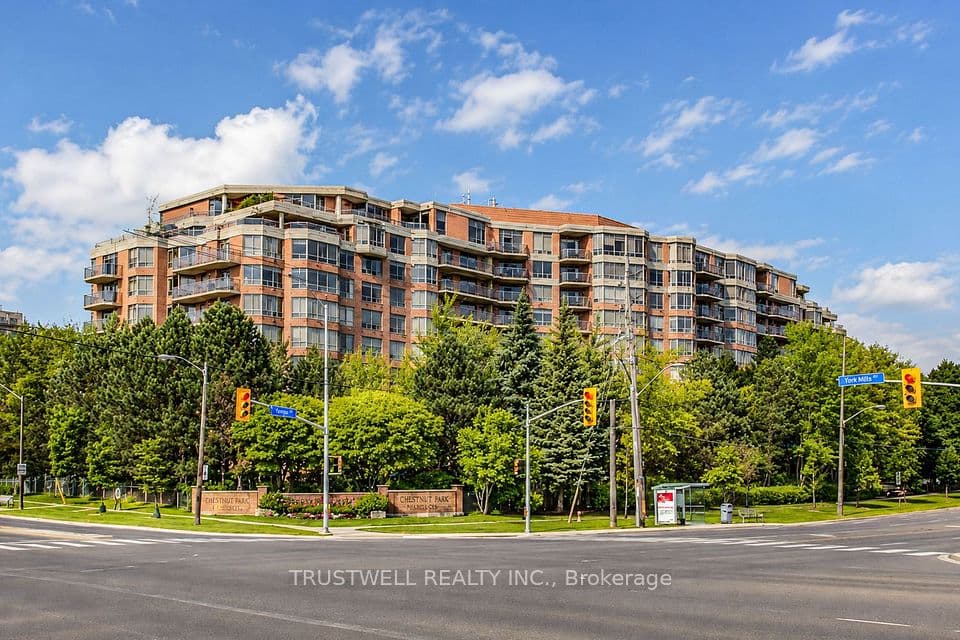 3181 Bayview Avenue 703, Toronto, ON M2K 2Y2 – main photo
